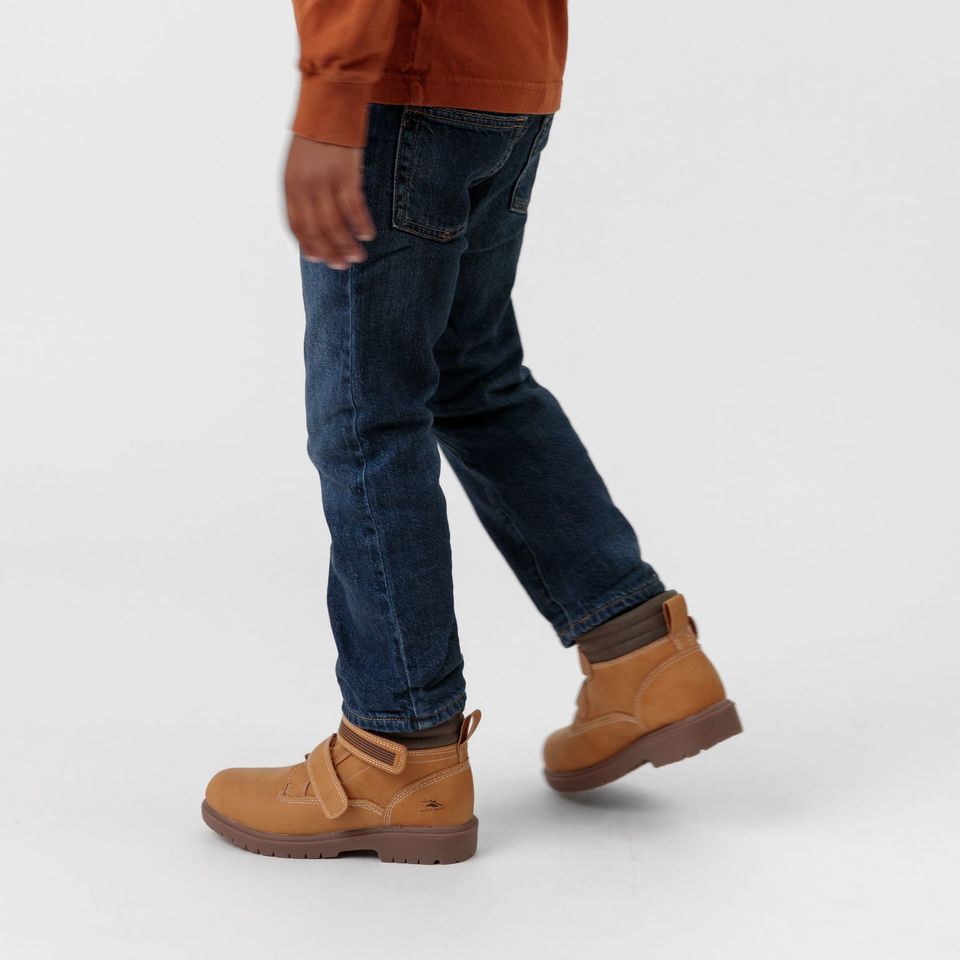 Deer stags cheap youth boots