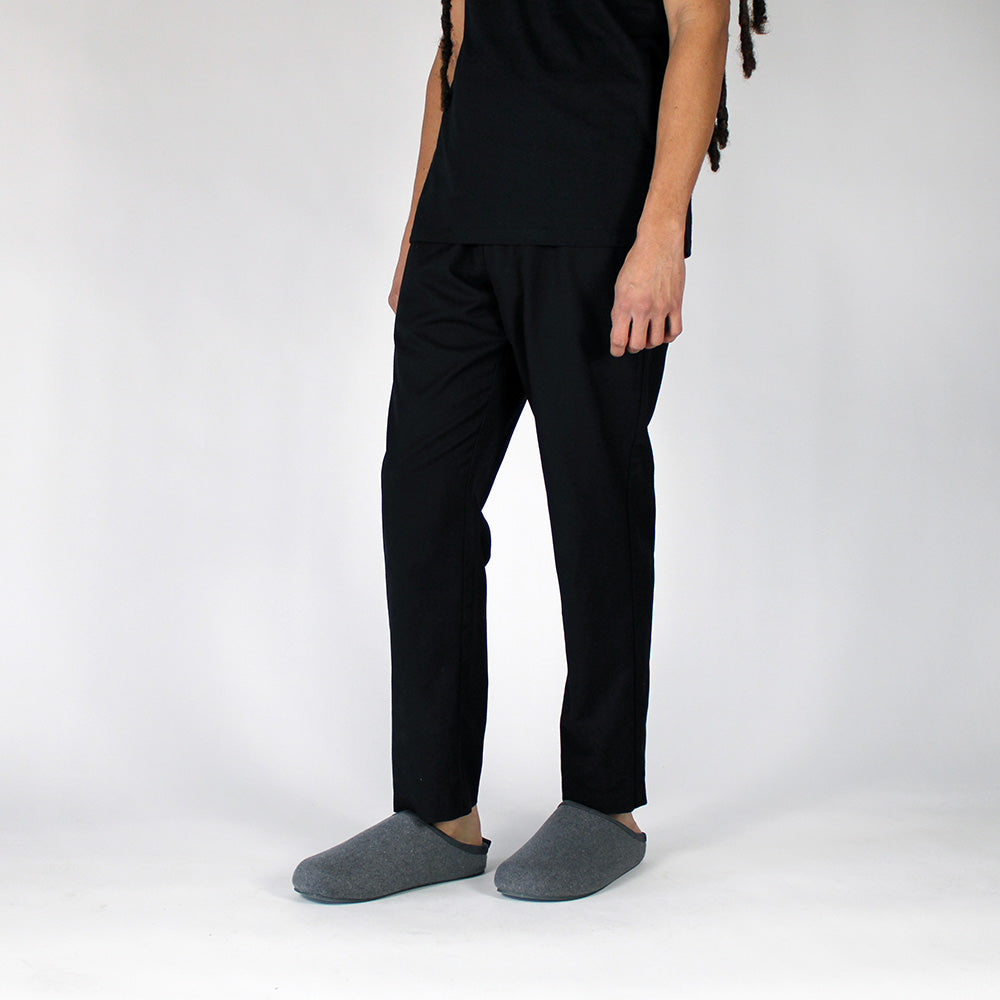 Unbound Unisex Slipper in Grey